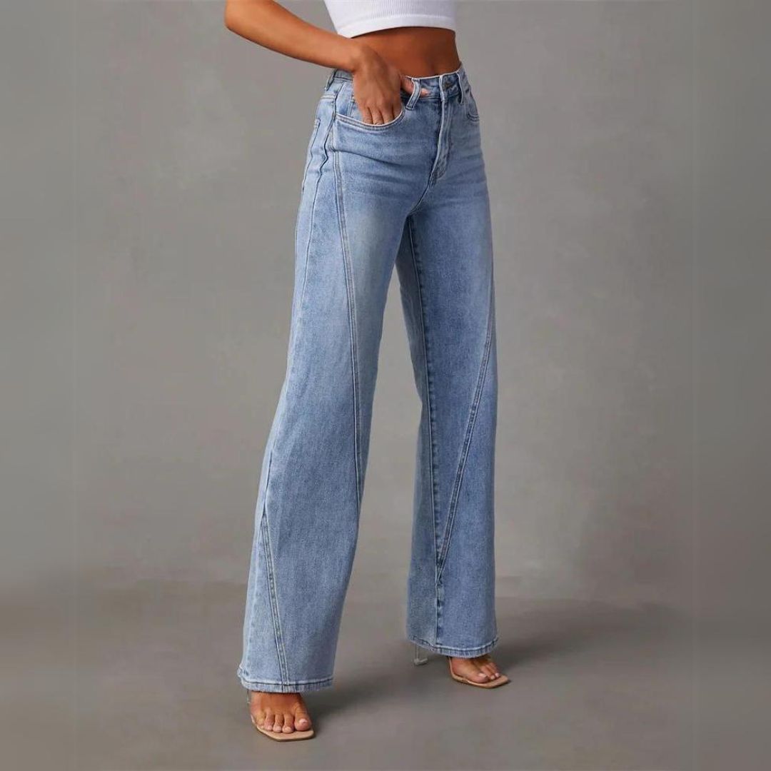 Mandy | STYLISH FLARED JEANS