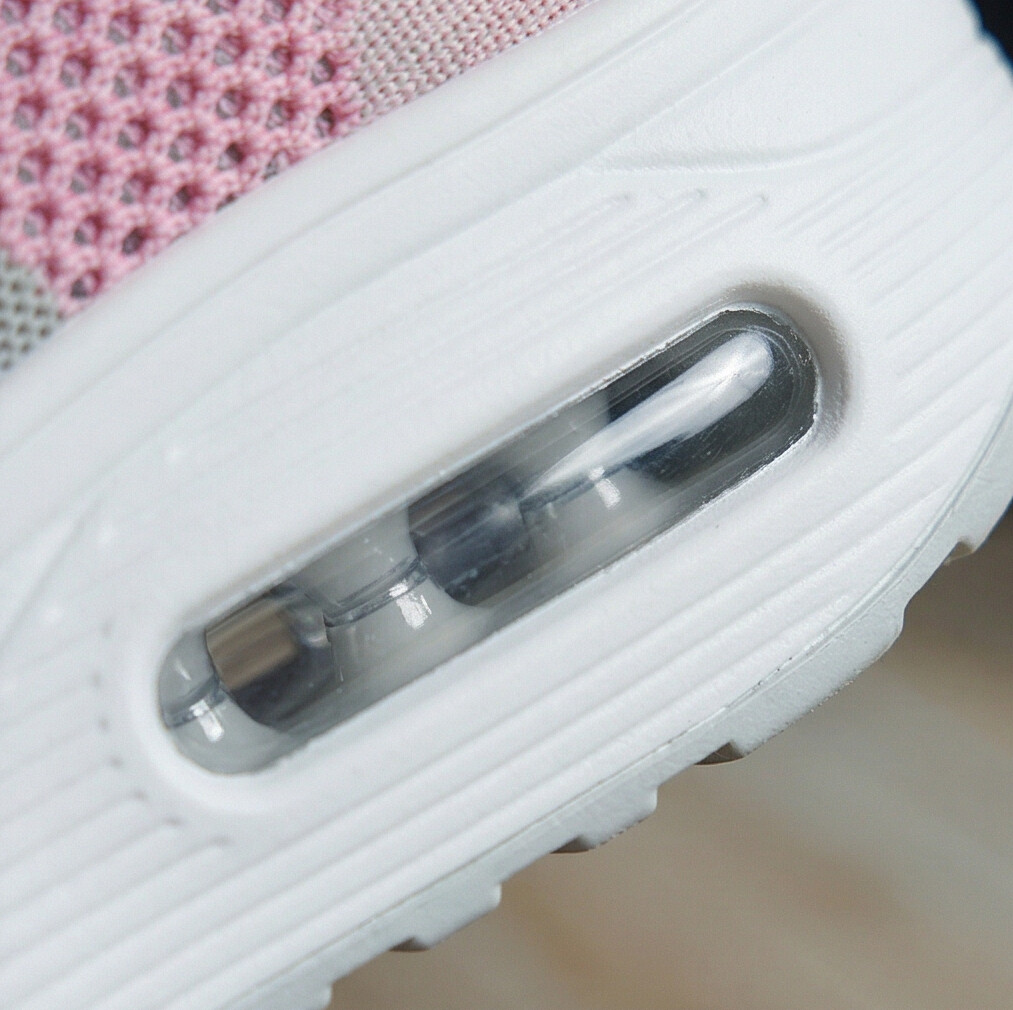 Breeze Sneakers | Air Bubble Cushioning, Wide Fit