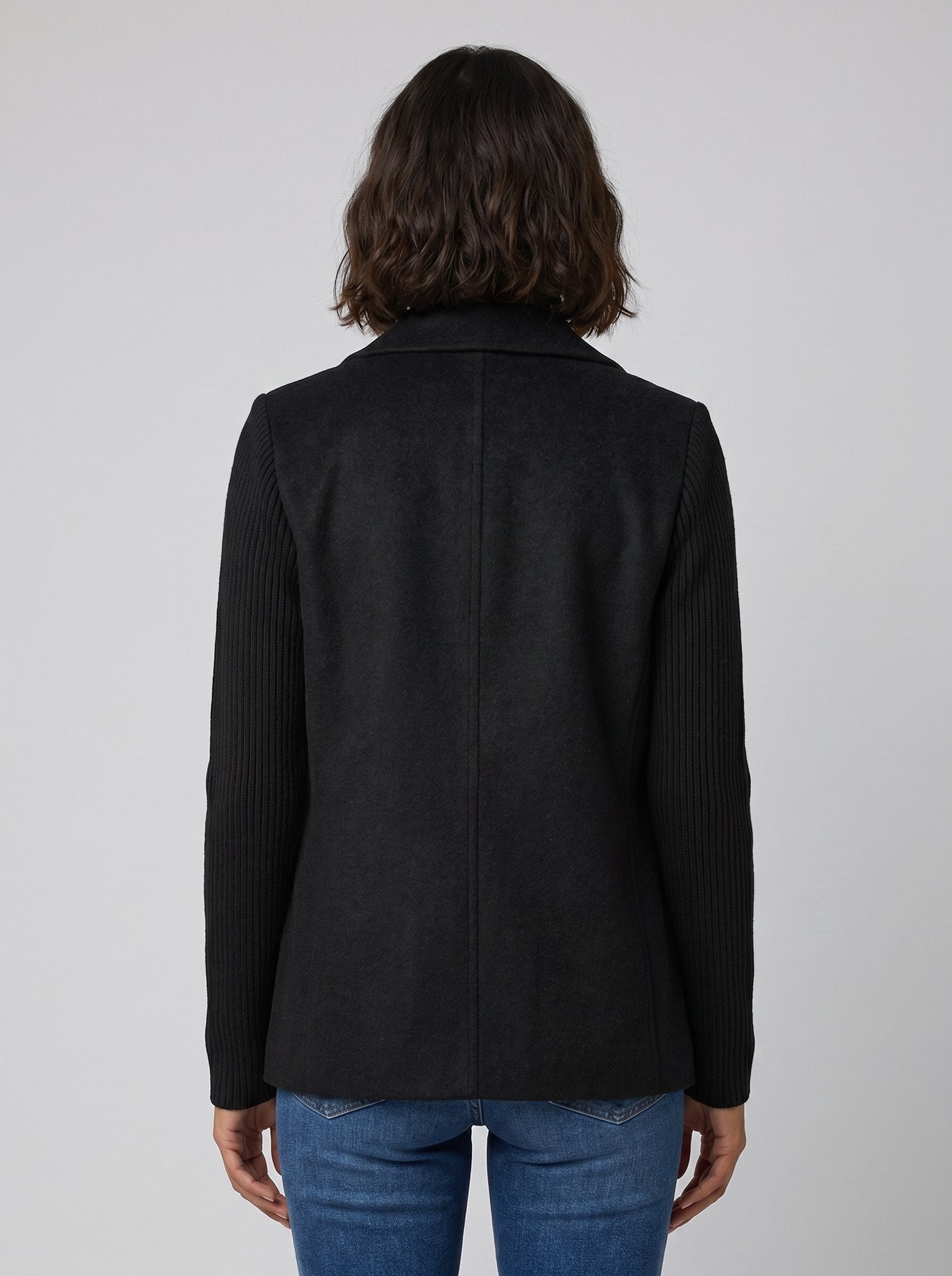 Amora | Elegant Knit-Sleeve Blazer