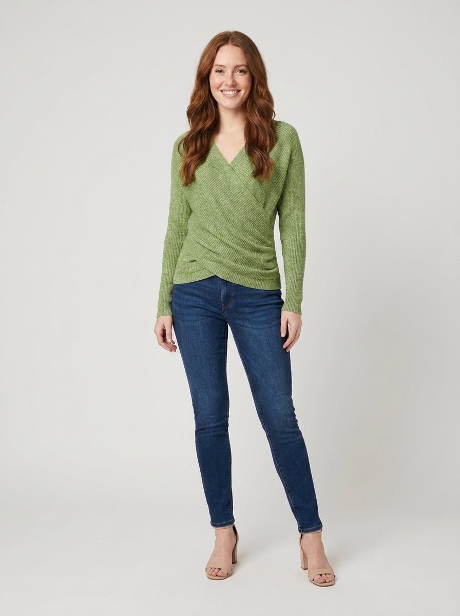 Astrid | Elegant and Comfortable Pullover