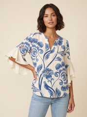 Isabella | Blouse with Elegant Flowers