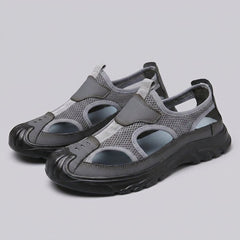 James | Orthopedic sandals with support and comfort